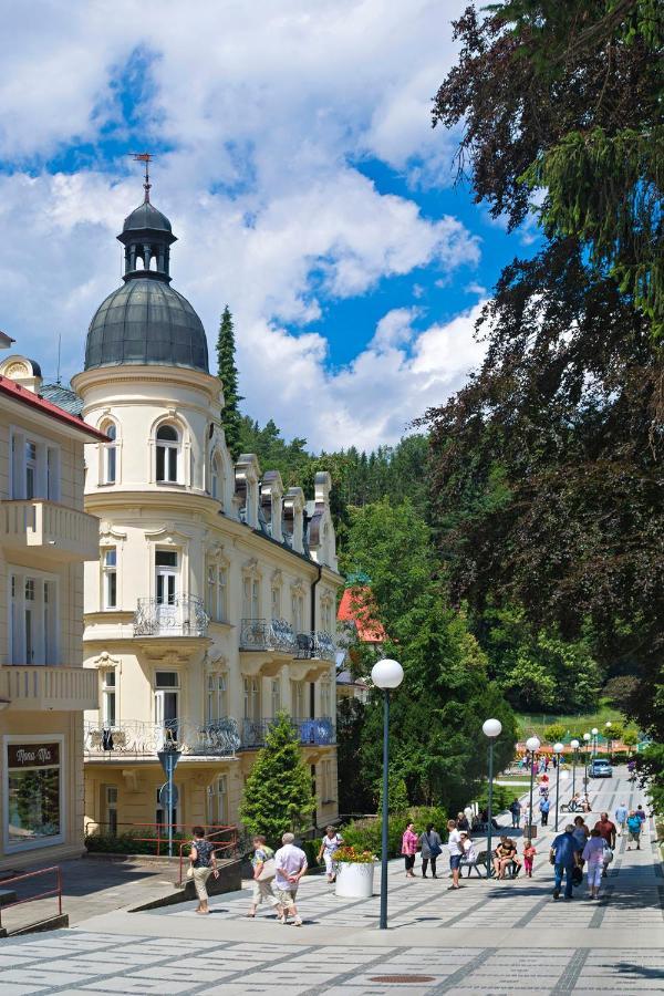 Villa Dagmar Лугачовіце Екстер'єр фото